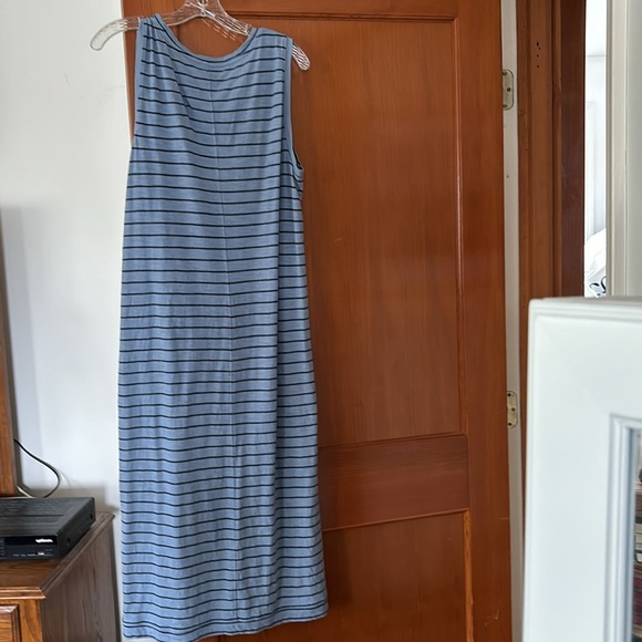 Old Navy Striped Cotton Sleeveless Maxi Dress - Picture 2 of 6